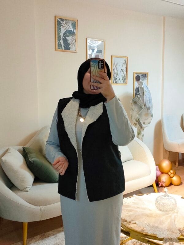 Nursing-basic-dress-light-grey